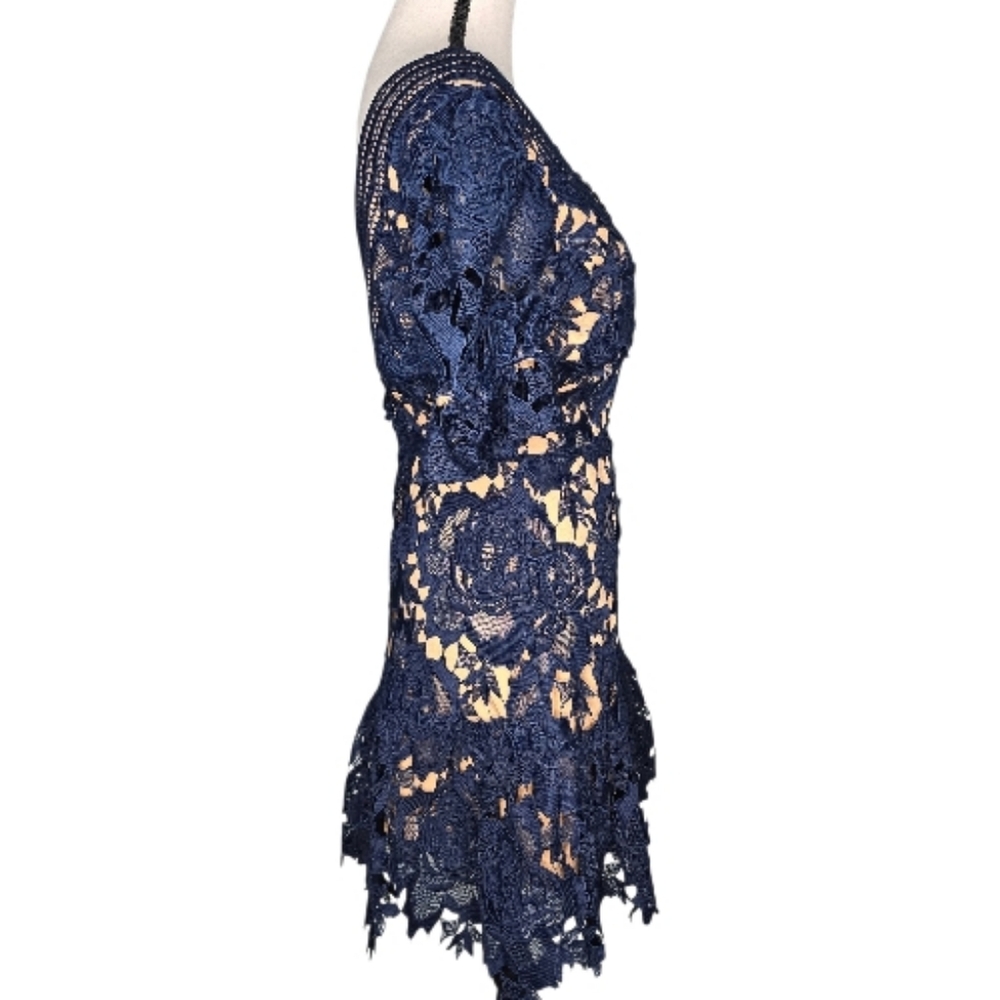 Addelyn Rae Lace Cocktail Dress - Picture 4 of 9
